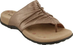 Taos Gift 2 12 Taos Gift 2 -Prime Shoes Shop taos womens gift 2 cocoa metallic gt2 12045 comt 69350.1593189301